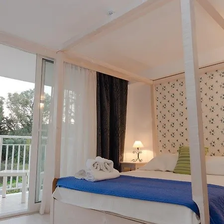 Belvedere Gerakas Luxury