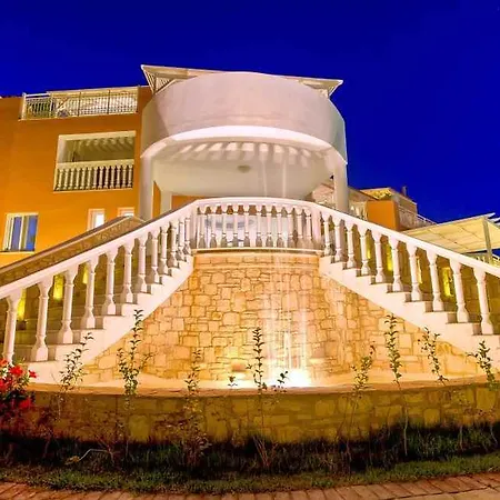 Belvedere Gerakas Luxury فندق Vasilikí