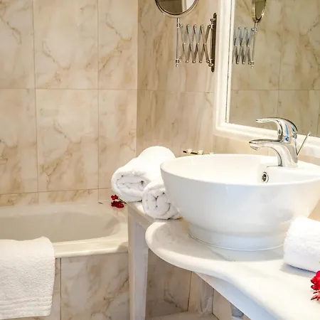 Belvedere Gerakas Luxury Hotel